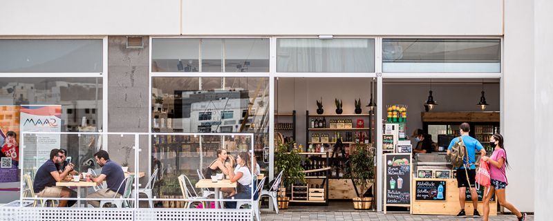 biomarket-marina-lanzarote-cafe-snaks-