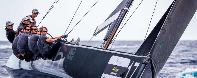 El Aleph Racing, nuevo líder de la 44Cup Calero Marinas