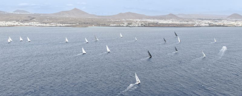 El XIV Trofeo César Manrique RCNA – Calero Marinas vivió una intensajornada con doble regata y máxima igualdad antes de la gran final