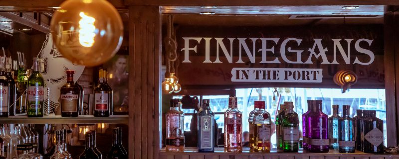 finnegans-pub-kitchen-puerto-calero-1