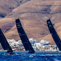 Excitement and spectacular maneuvers in the third day of the 44Cup Calero Marinas