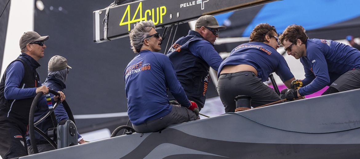 TINY LEAD FOR CEEREF AT 44CUP CALERO MARINAS HALFWAY STAGE
